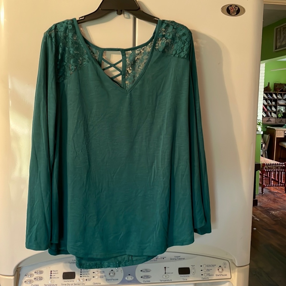 Green Lace Trim Blouse